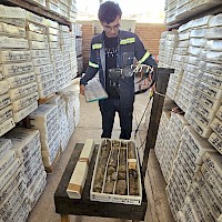 Drill core logging via photography